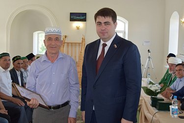 Выпускникам духовного училища вручены дипломы